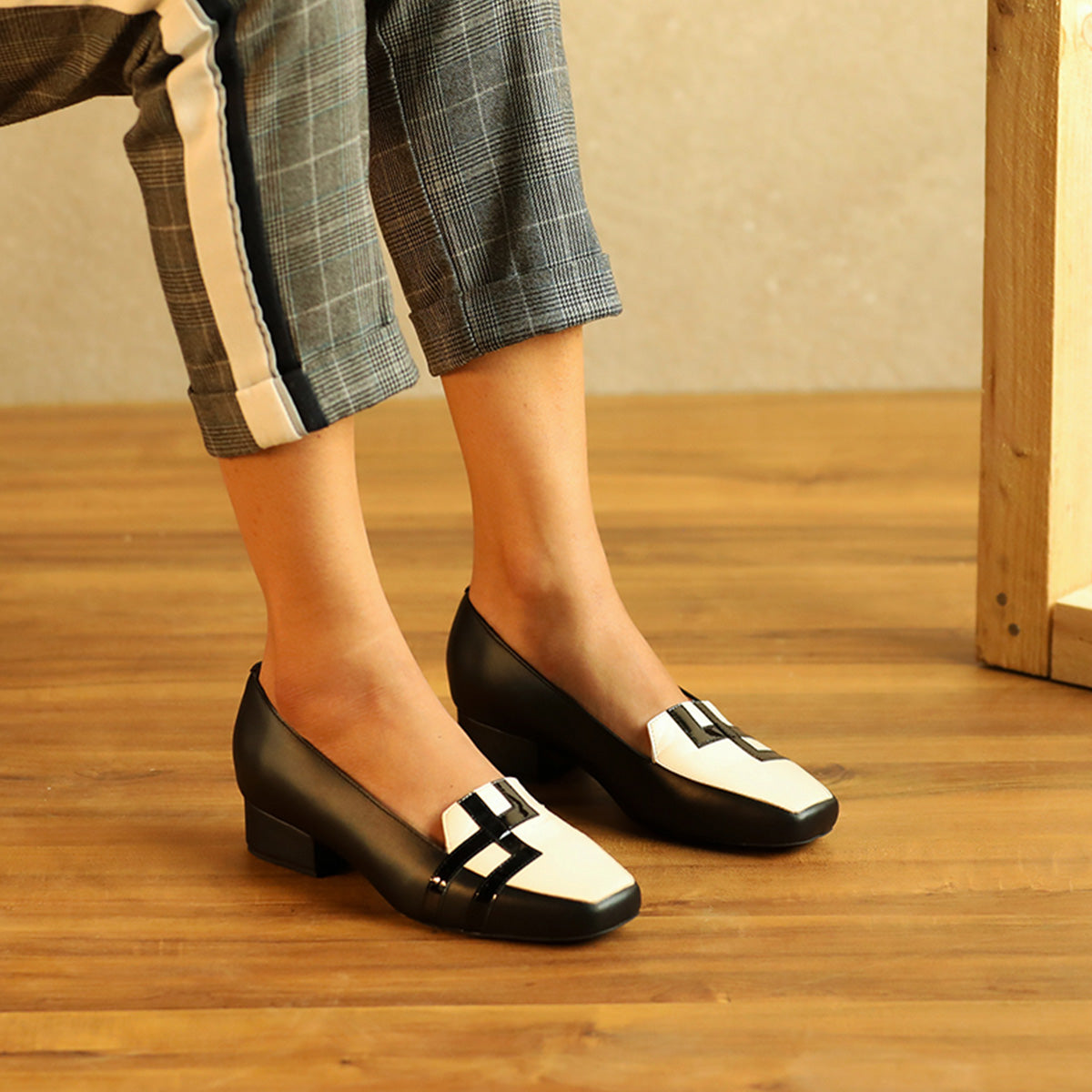 White Loafers Outfit Black Outfit And White Shoes ANNI